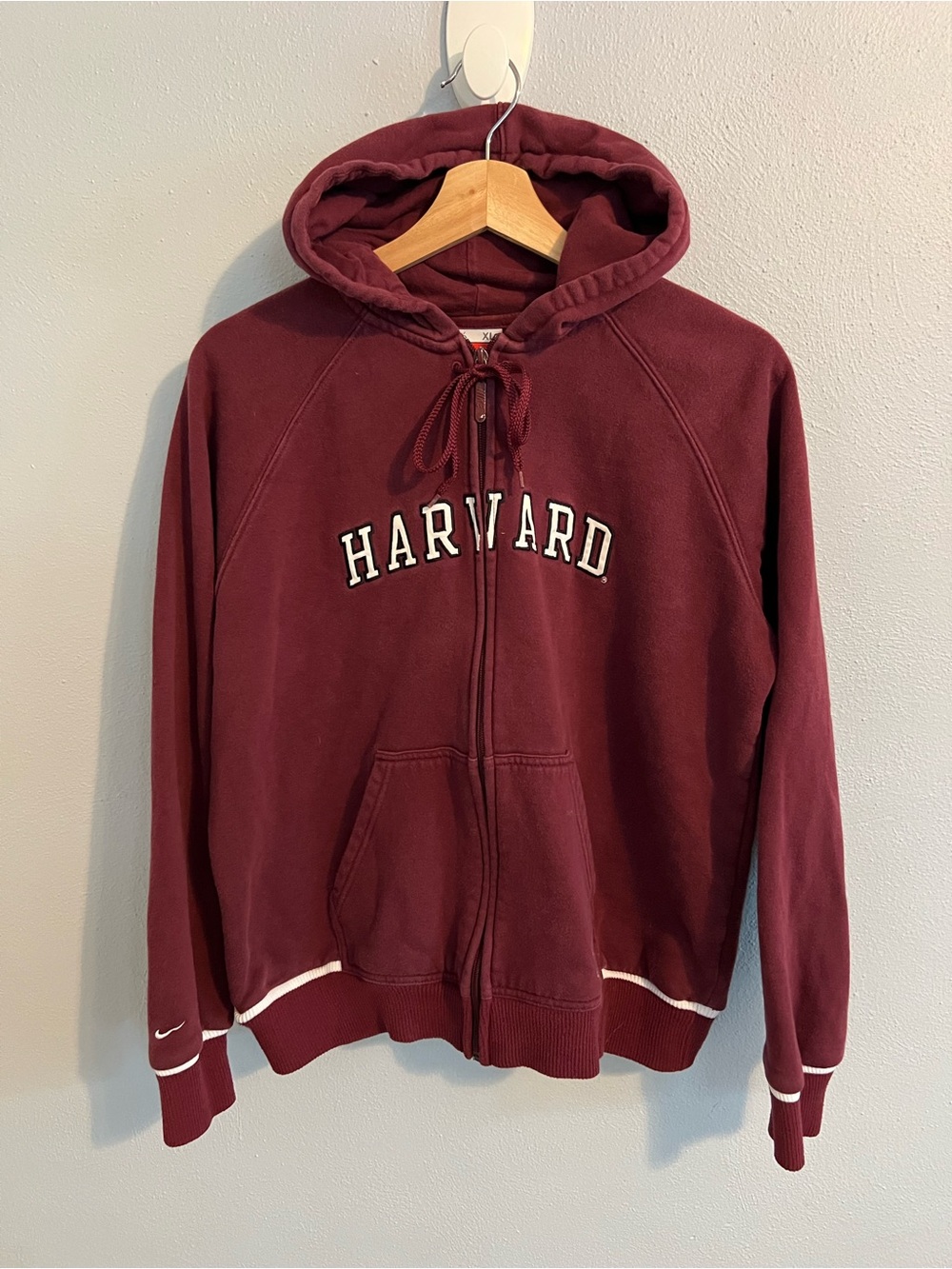 Nike Vintage Y2K Men's Maroon Zip-Up Harvard Hoodie with White Trim Youth XL